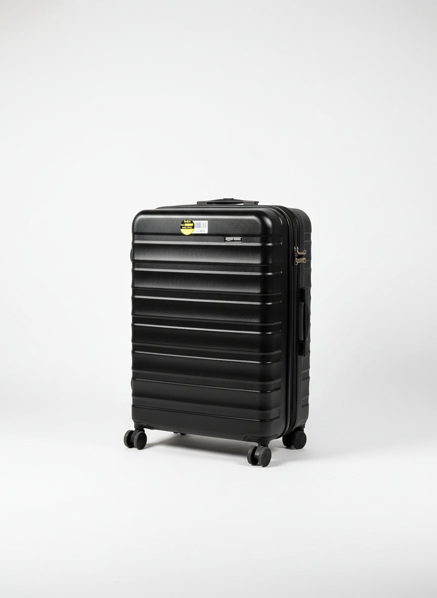 AMAZON BASICS Hard Suitcase