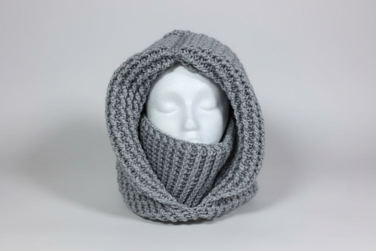DEE's CREATIONS - Sliver Crochet Hat
