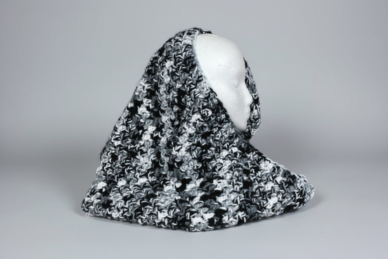 DEE's CREATIONS Crochet Hat (Black. White. Grey)