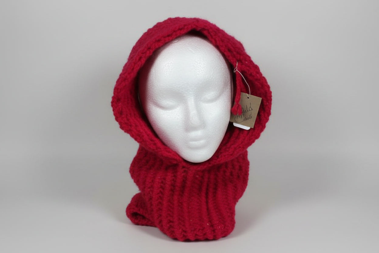 DEE'S CREATIONS Red Winter Hat w/ Neck Warmer